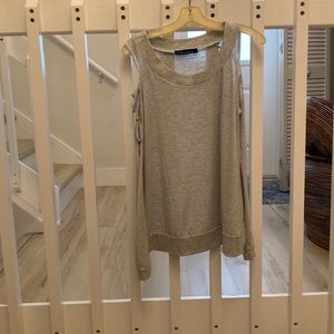 Auxo Collection blouse gray medium splits on side never worn excellent condition